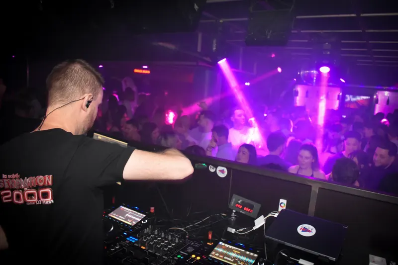 Photo de la soirée DJ Mast - Génération 2000