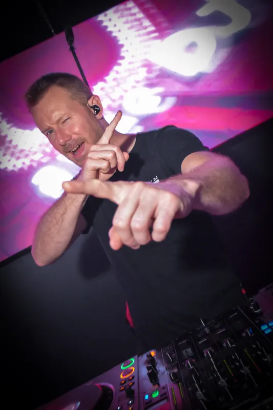 Photo de la soirée DJ Mast - Génération 2000