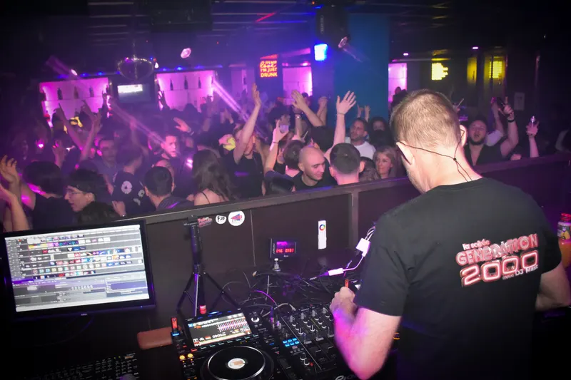Photo de la soirée DJ Mast - Génération 2000