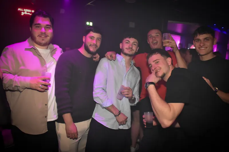 Photo de la soirée DJ Fou - Carrément Tubes 🎵
