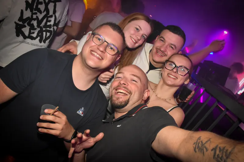 Photo de la soirée DJ Fou - Carrément Tubes 🎵
