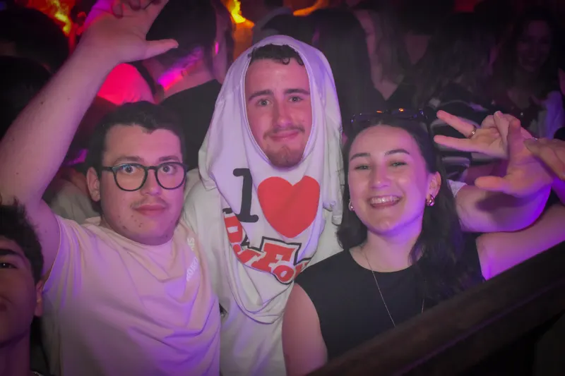 Photo de la soirée DJ Fou - Carrément Tubes 🎵