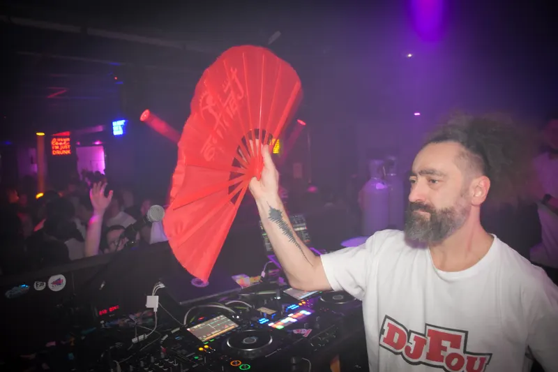 Photo de la soirée DJ Fou - Carrément Tubes 🎵