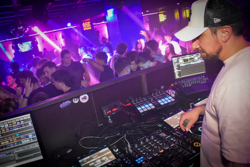 Photo de la soirée Raza 🎧