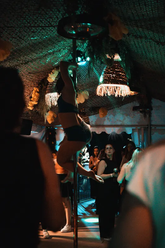 Photo de la soirée 𝗠𝗶𝘀𝘁𝗶𝗻𝗴𝘂𝗲𝘁𝘁𝗲𝘀 𝗲́𝗱𝗶𝘁𝗶𝗼𝗻 #𝟮 🪩🍒