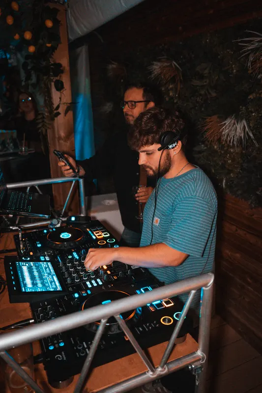 Photo de la soirée 𝗠𝗶𝘀𝘁𝗶𝗻𝗴𝘂𝗲𝘁𝘁𝗲𝘀 𝗲́𝗱𝗶𝘁𝗶𝗼𝗻 #𝟮 🪩🍒