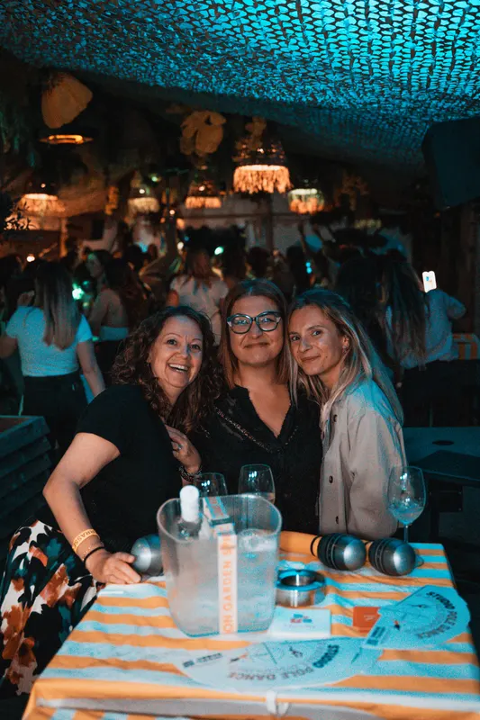 Photo de la soirée 𝗠𝗶𝘀𝘁𝗶𝗻𝗴𝘂𝗲𝘁𝘁𝗲𝘀 𝗲́𝗱𝗶𝘁𝗶𝗼𝗻 #𝟮 🪩🍒