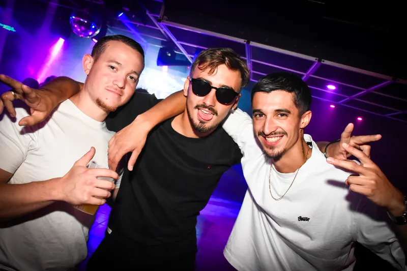 Photo de la soirée 𝗠𝗔𝗜̈𝗞𝗔 𝗧𝗢𝗨𝗥 🧢