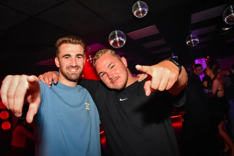 Photo de la soirée 𝗚𝗟𝗔𝗠 𝗥𝗢𝗨𝗟𝗘𝗧𝗧𝗘 🎰