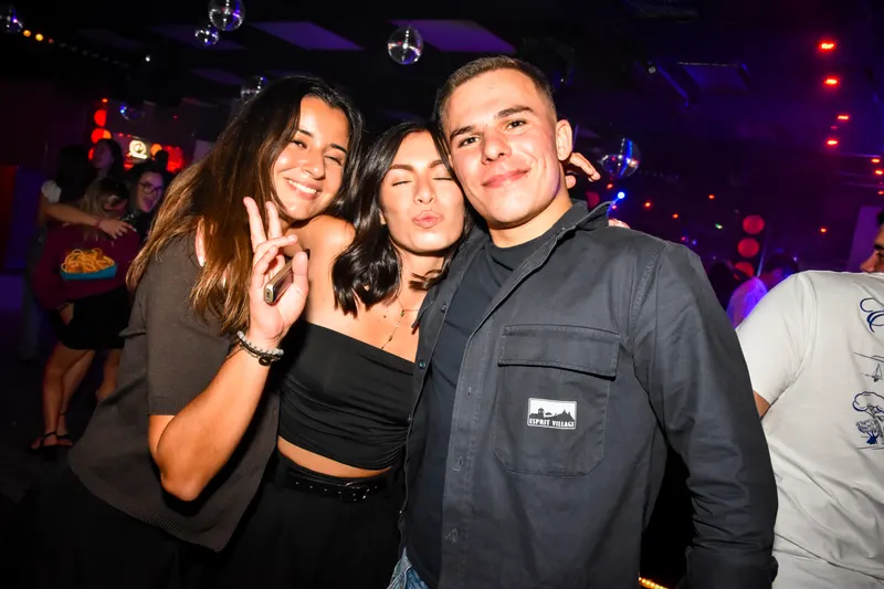 Photo de la soirée Generation 2000 avec DJ MAST