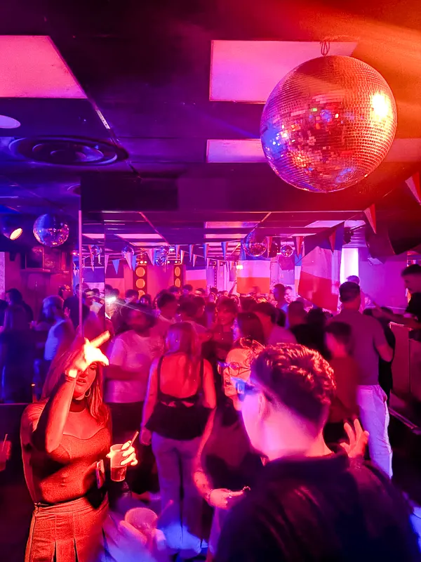 Photo de la soirée 𝗟𝗔 𝗙𝗥𝗘𝗡𝗖𝗛 🇫🇷  by DJ FDB