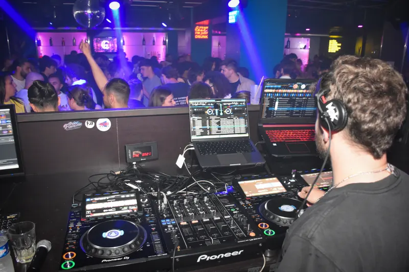 Photo de la soirée No Work Tomorrow